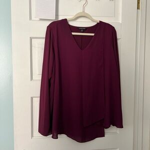 41 Hawthorn Asymmetrical Top V-neck